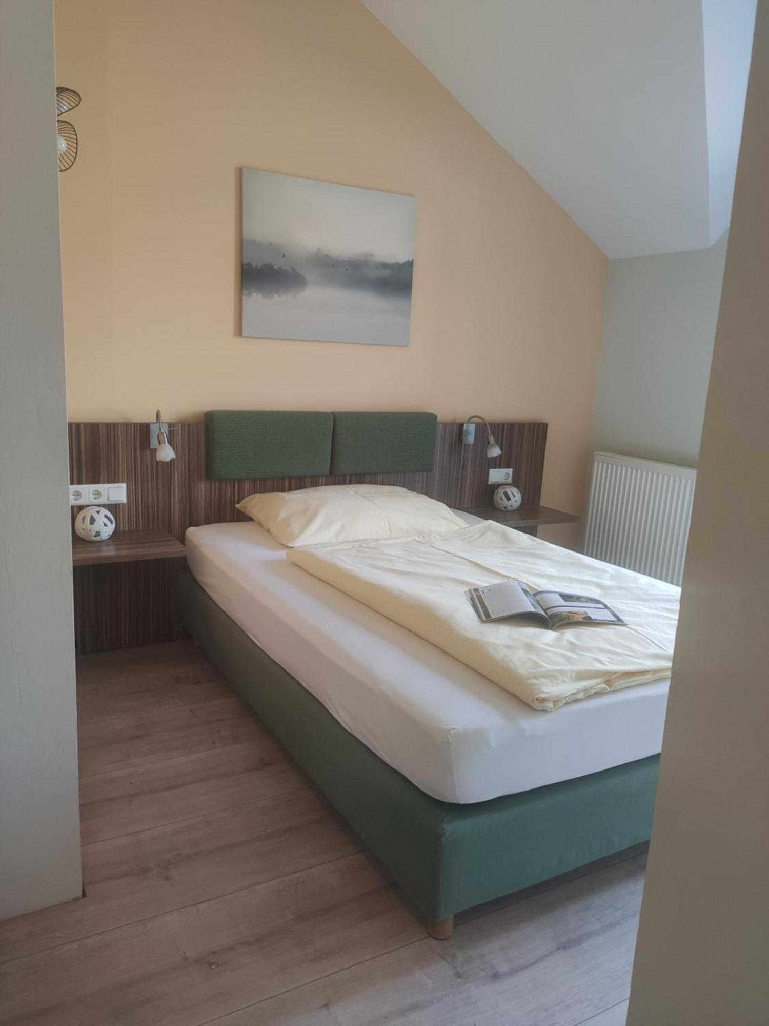 Rosenhotel - Serviced Apartments Zwentendorf Ngoại thất bức ảnh