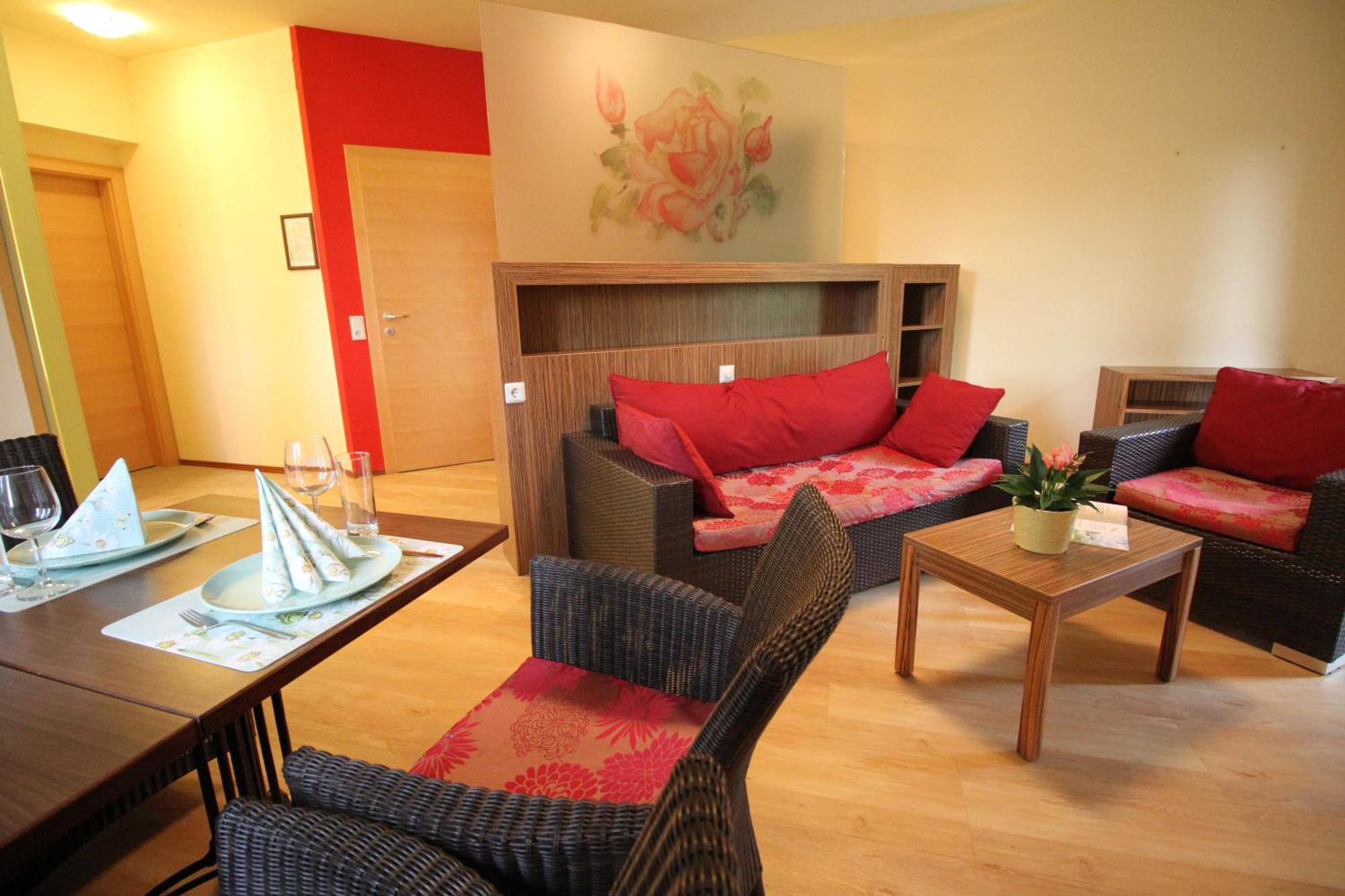 Rosenhotel - Serviced Apartments Zwentendorf Ngoại thất bức ảnh